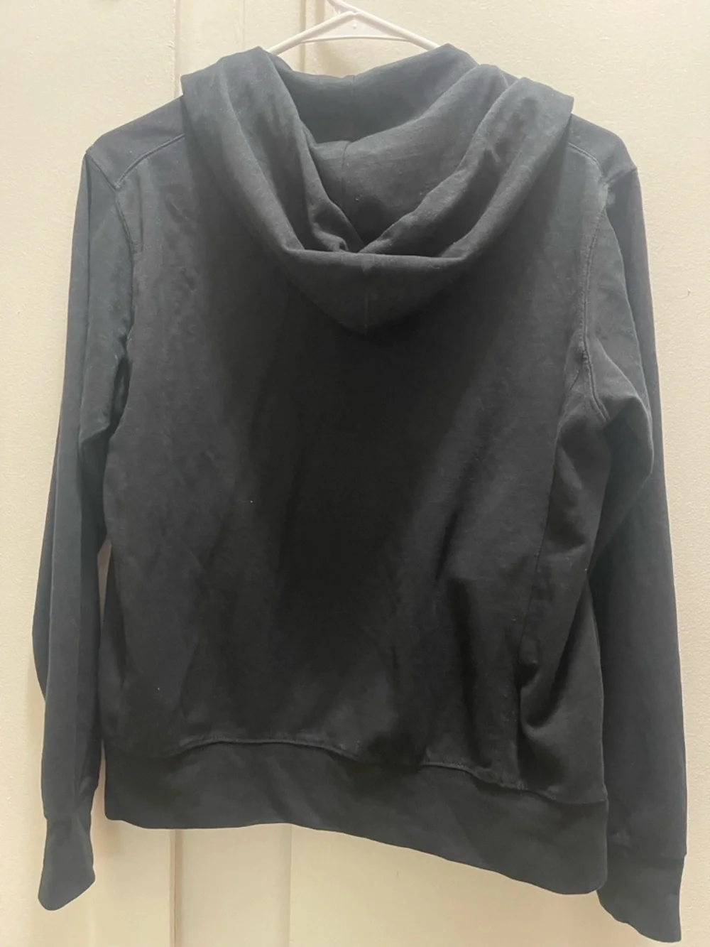 Uniqlo Black Zip Hoodie with Drawstring Hood - Picture 4 of 4